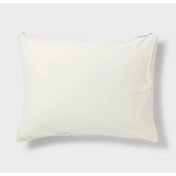 Threshold Holiday Snowflake Matelassé Quilt Set Full/Queen Gray – NEW Christmas - Picture 4 of 6